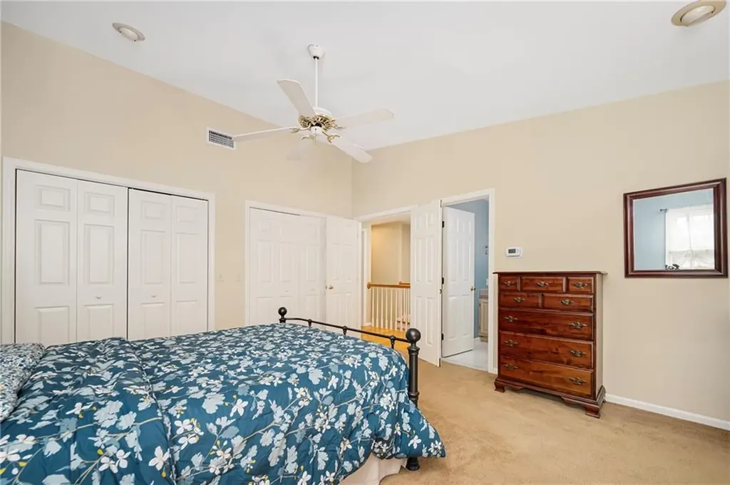 86 Washington Road Barrington RI 02806