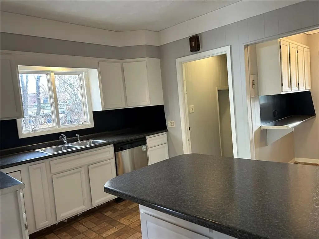 4 Walker Street Lincoln RI 02865
