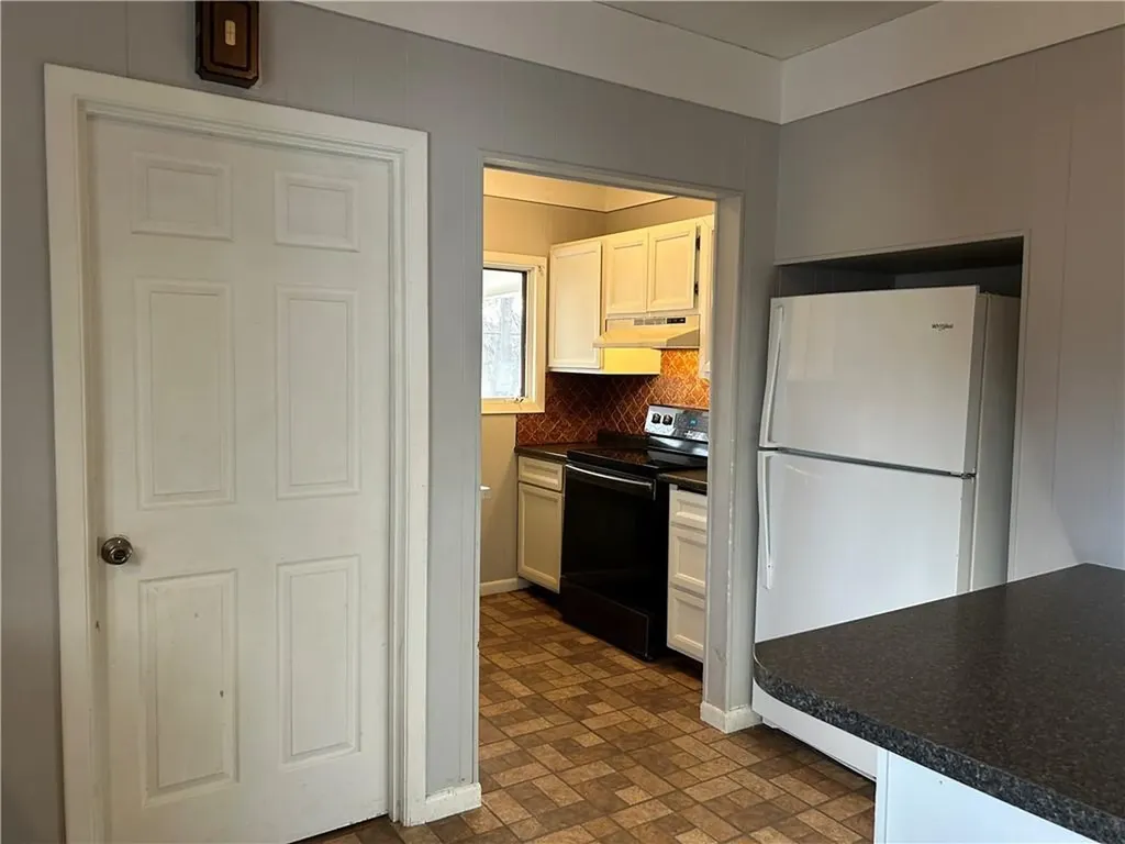 4 Walker Street Lincoln RI 02865