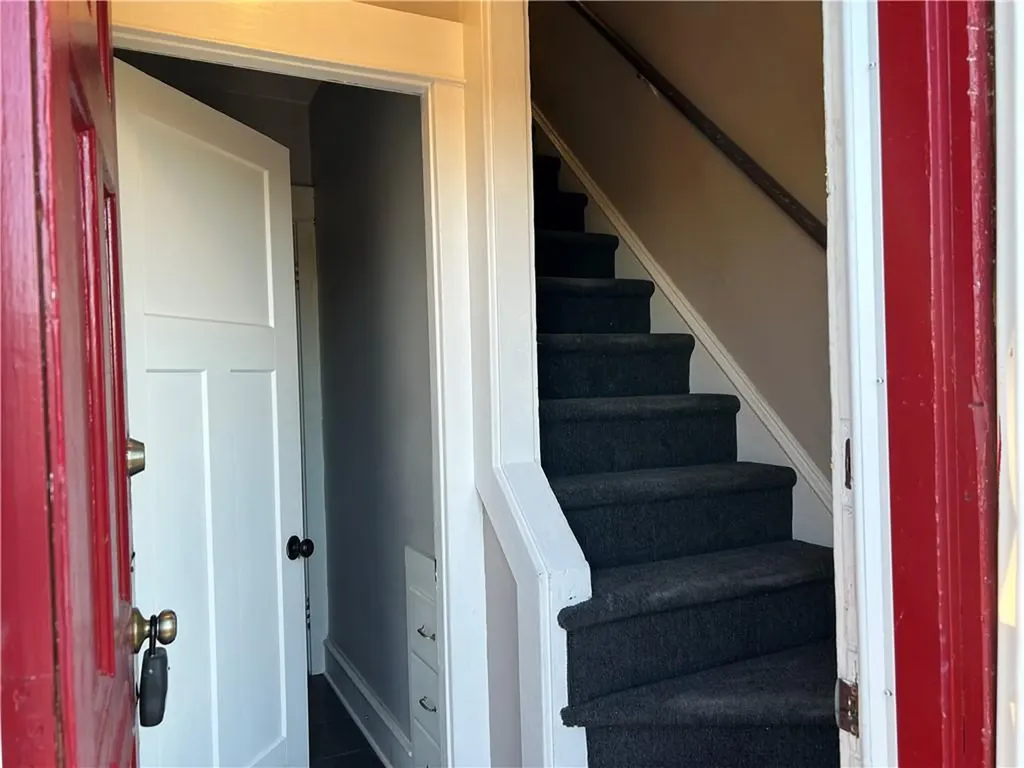 4 Walker Street Lincoln RI 02865