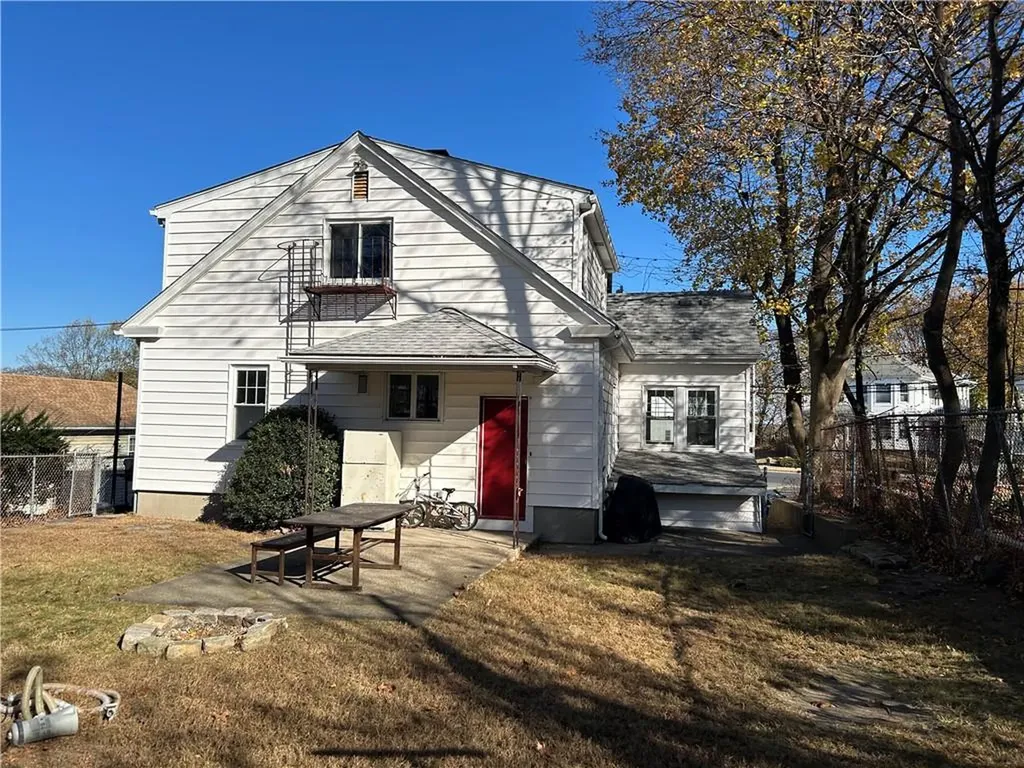 4 Walker Street Lincoln RI 02865