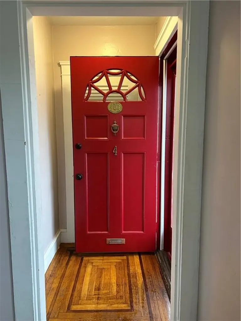 4 Walker Street Lincoln RI 02865