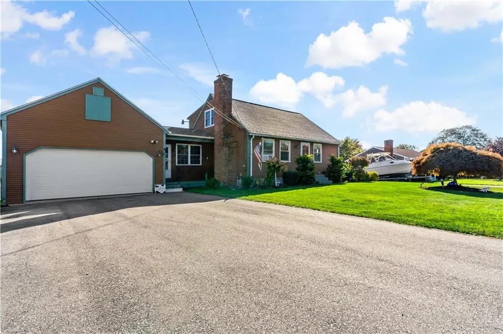 8 Sousa Street Bristol RI 02809
