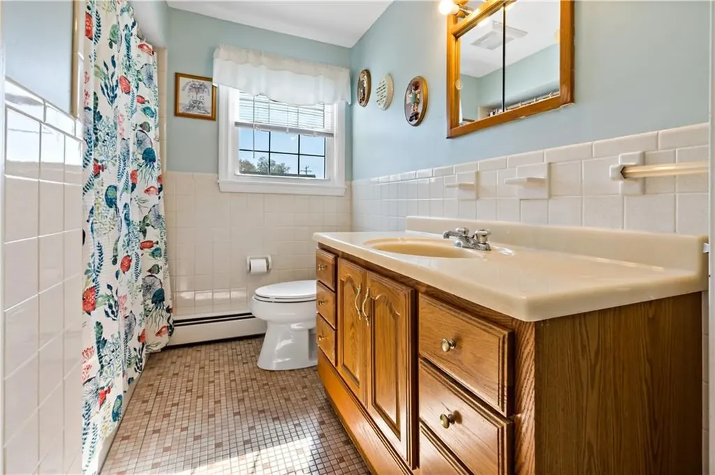 8 Sousa Street Bristol RI 02809