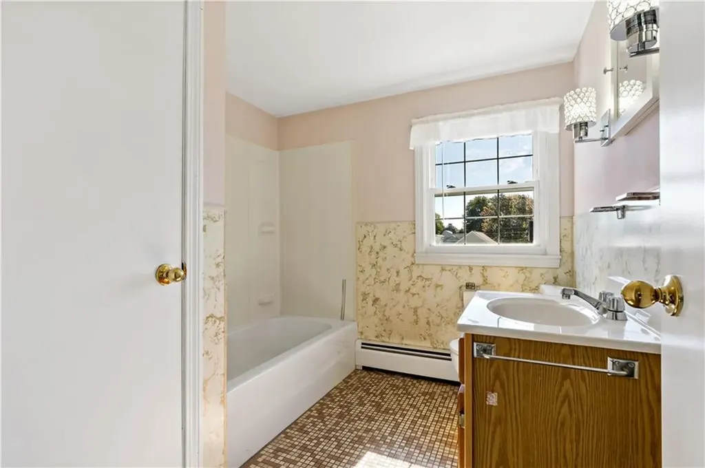 8 Sousa Street Bristol RI 02809