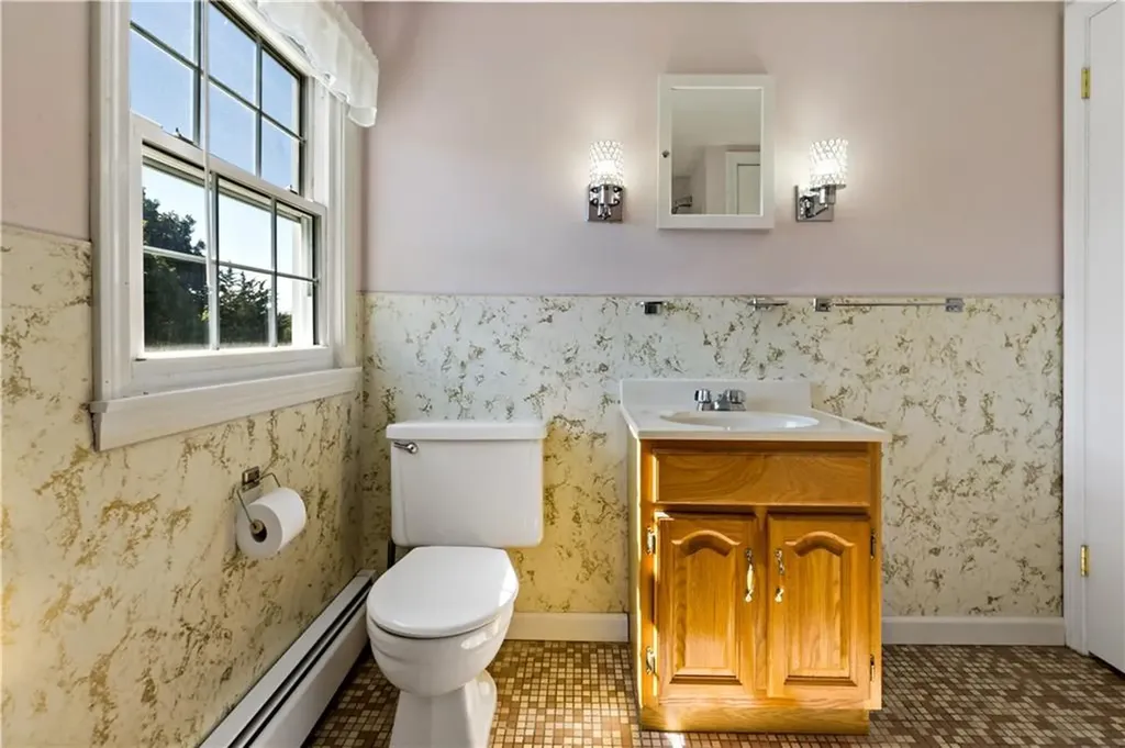 8 Sousa Street Bristol RI 02809