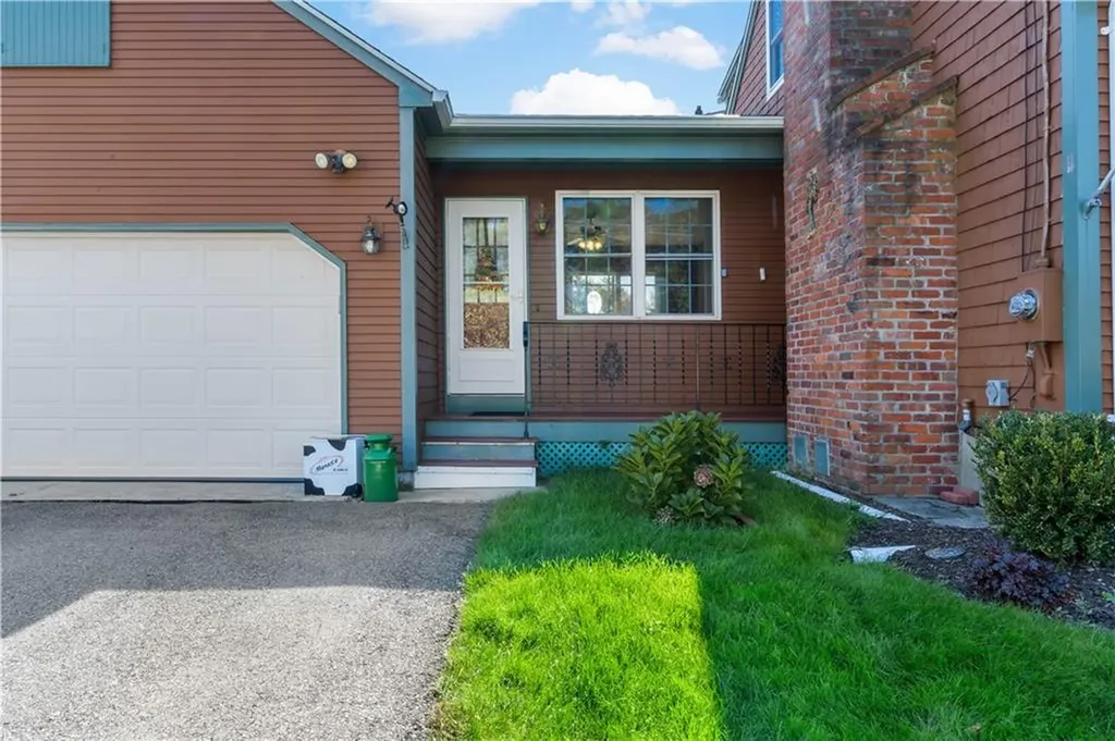 8 Sousa Street Bristol RI 02809