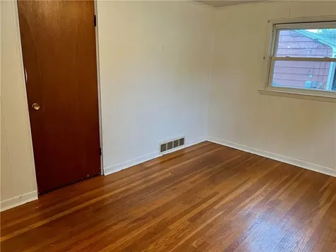 5 Robin Hood Drive East Providence RI 02915