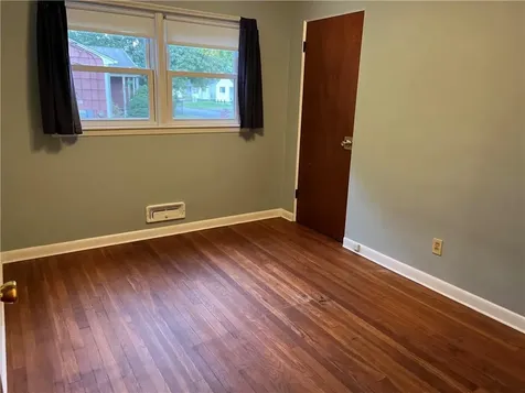 5 Robin Hood Drive East Providence RI 02915