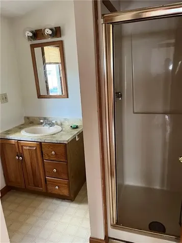 5 Robin Hood Drive East Providence RI 02915