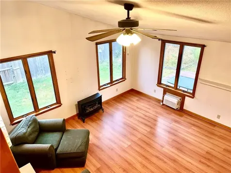 5 Robin Hood Drive East Providence RI 02915