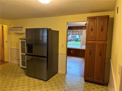 5 Robin Hood Drive East Providence RI 02915