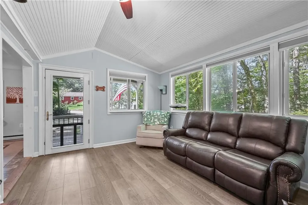 52 East Shore Drive Exeter RI 02822