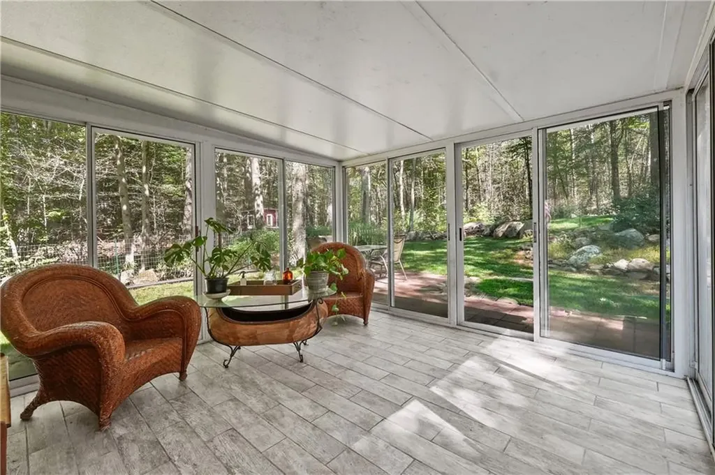 52 East Shore Drive Exeter RI 02822