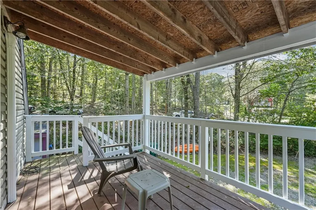 52 East Shore Drive Exeter RI 02822