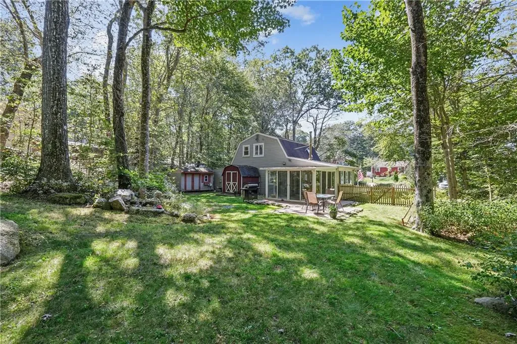 52 East Shore Drive Exeter RI 02822