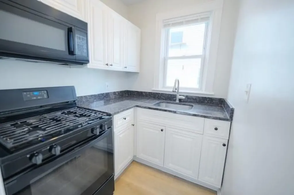 37 Rill Street Providence RI 02909