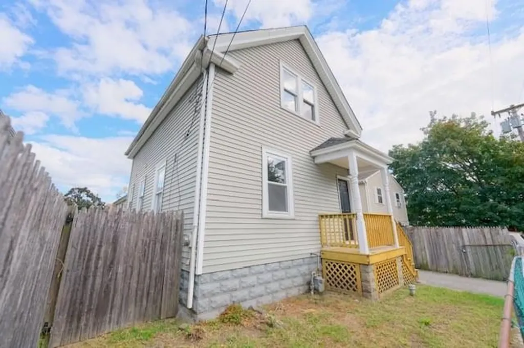 37 Rill Street Providence RI 02909