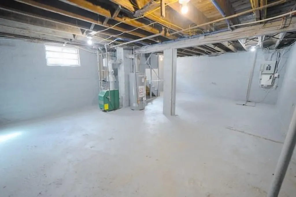 37 Rill Street Providence RI 02909