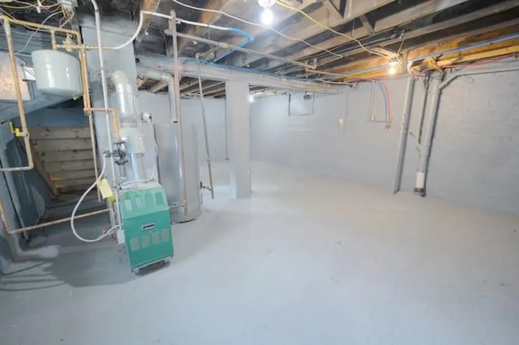 37 Rill Street Providence RI 02909