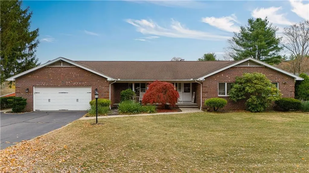 642 Greenville Road North Smithfield RI 02896
