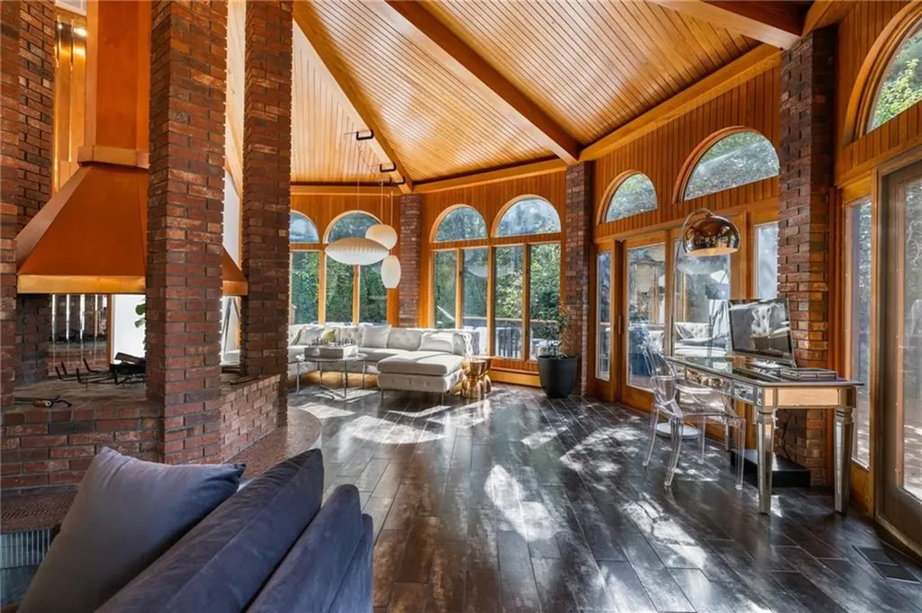 1605 Hill Farm Road Coventry RI 02816