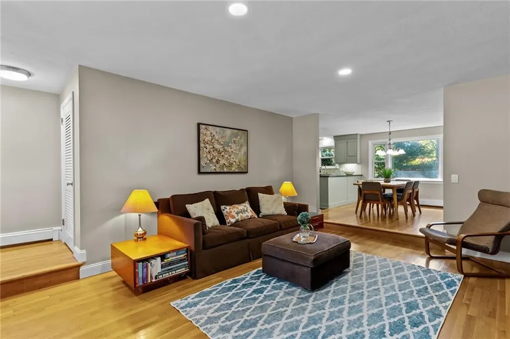 39 Lincoln Drive Johnston RI 02919