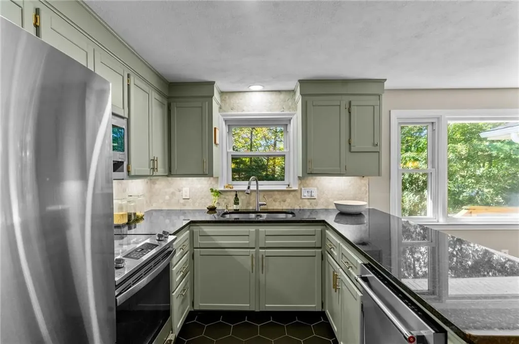 39 Lincoln Drive Johnston RI 02919
