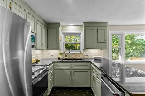 39 Lincoln Drive Johnston RI 02919