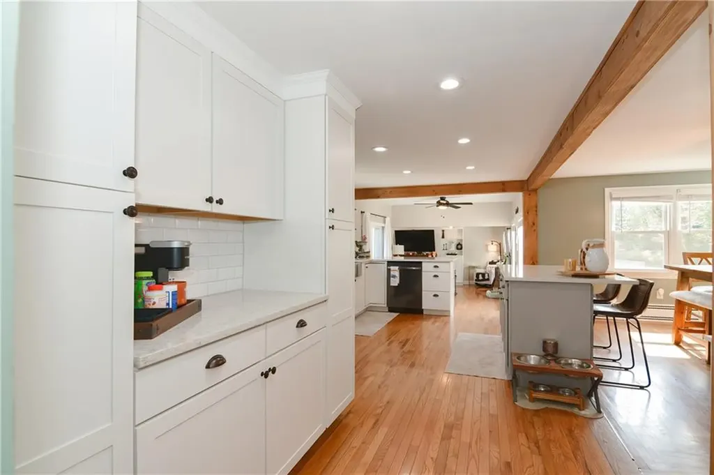 34 Spring Green Road Warwick RI 02888