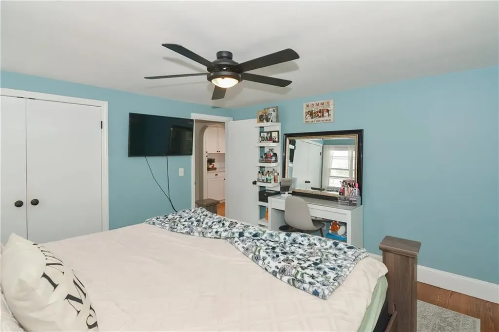 34 Spring Green Road Warwick RI 02888