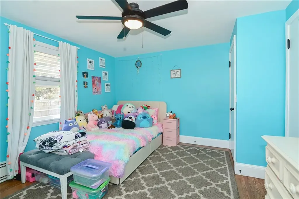 34 Spring Green Road Warwick RI 02888
