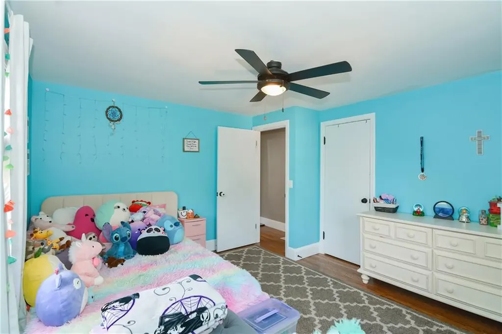 34 Spring Green Road Warwick RI 02888