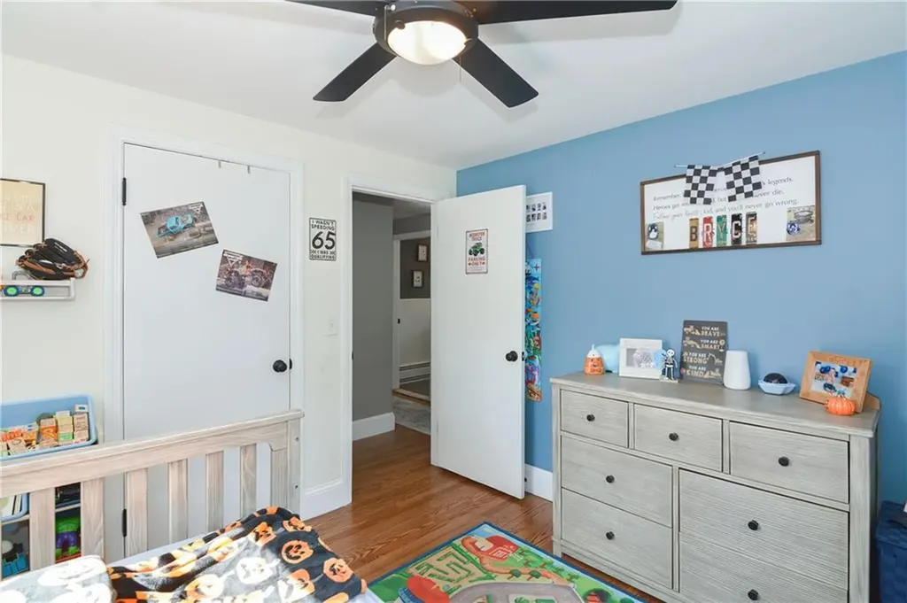 34 Spring Green Road Warwick RI 02888