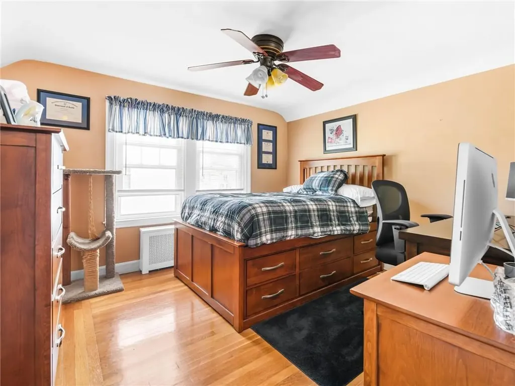 71 Mount Vernon Boulevard Pawtucket RI 02861