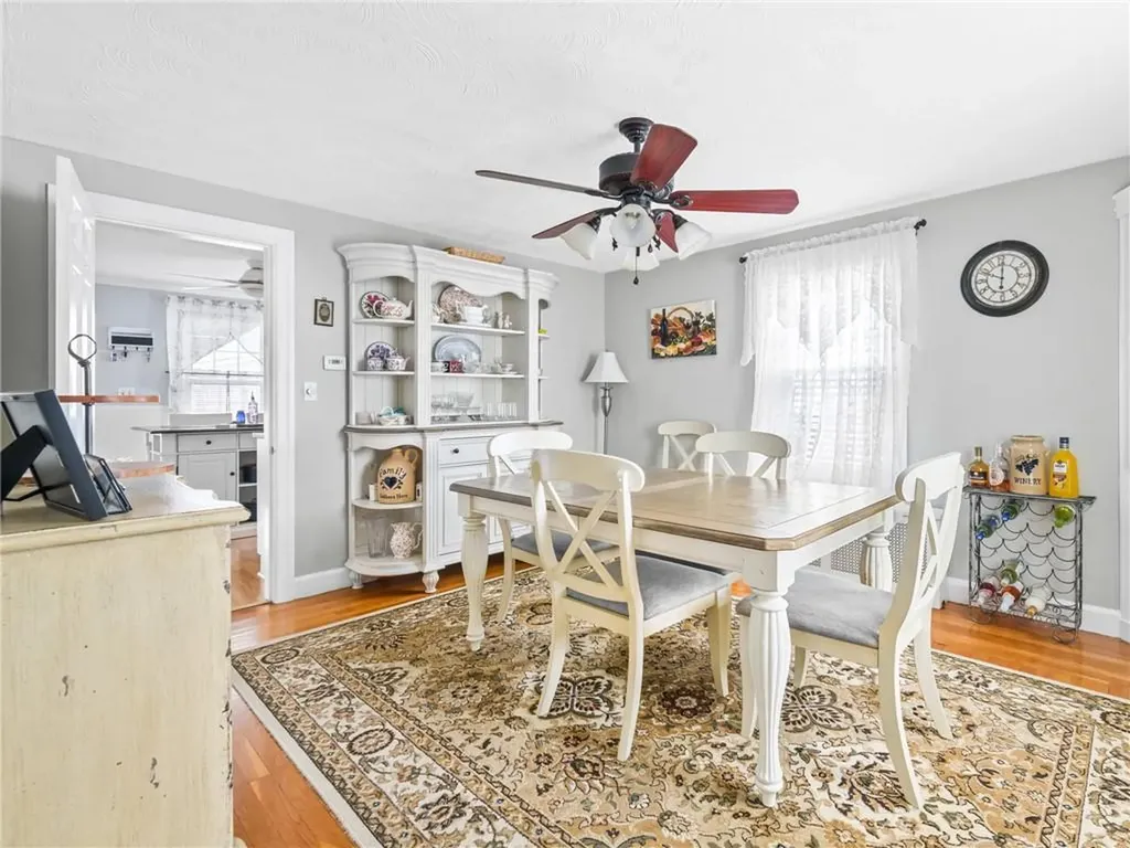 71 Mount Vernon Boulevard Pawtucket RI 02861