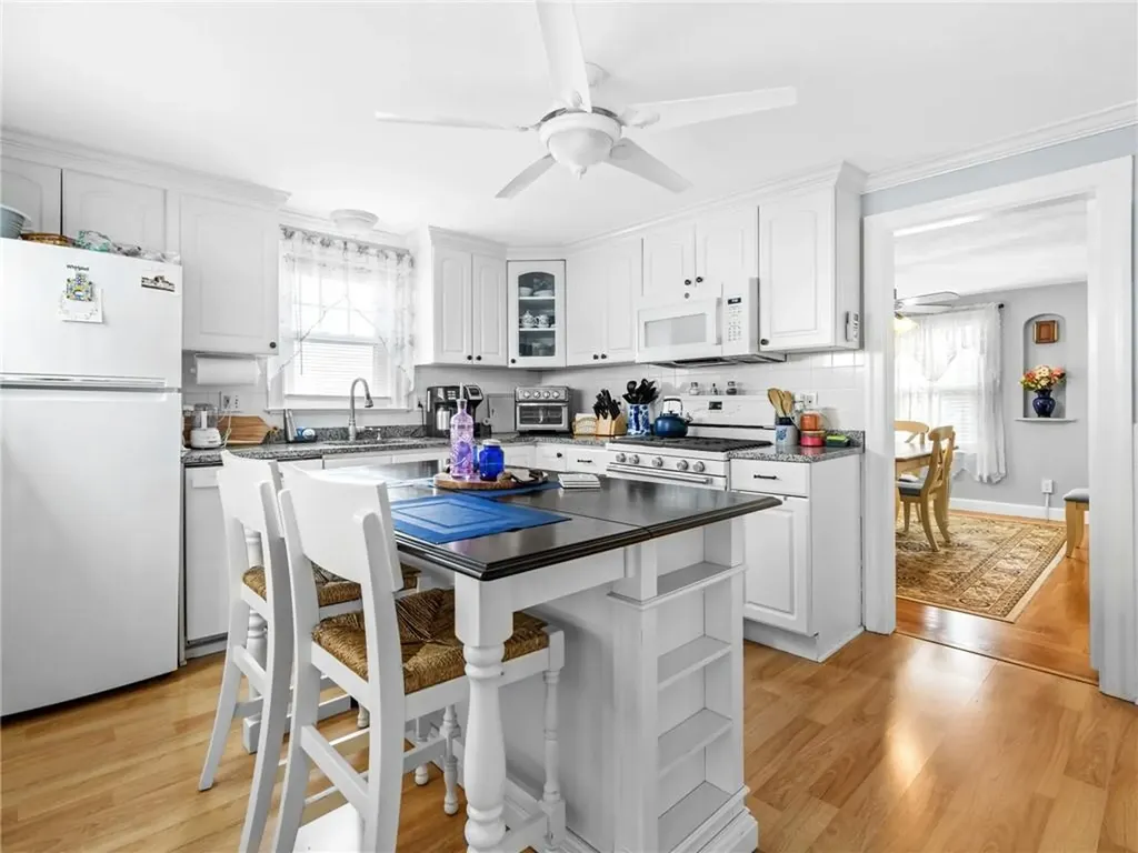 71 Mount Vernon Boulevard Pawtucket RI 02861