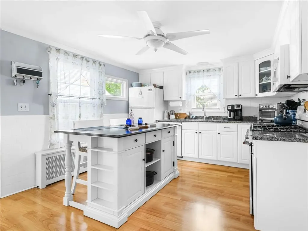 71 Mount Vernon Boulevard Pawtucket RI 02861