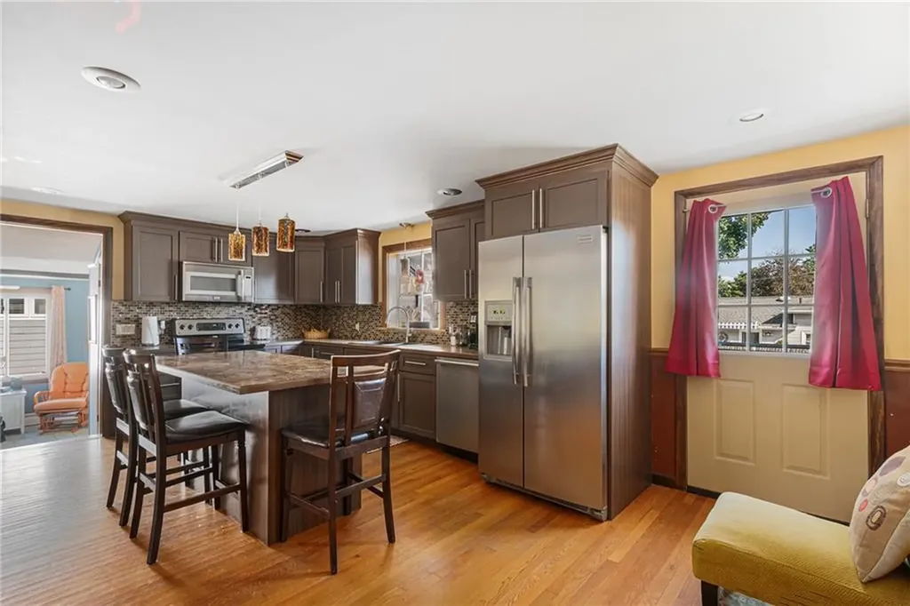 416 Budlong Road Cranston RI 02920
