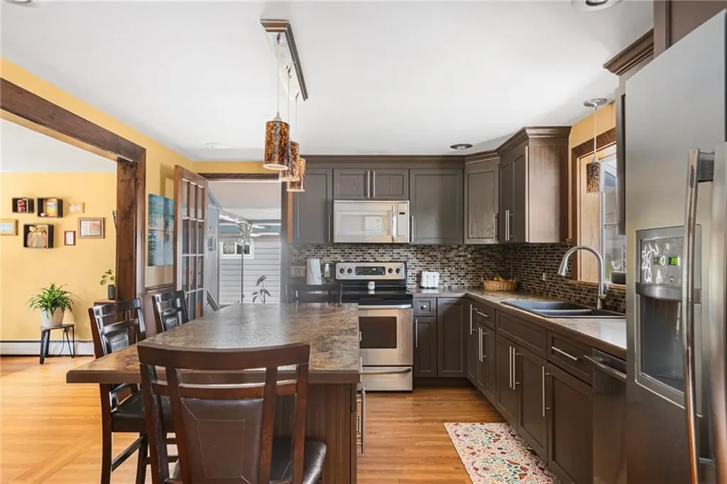 416 Budlong Road Cranston RI 02920