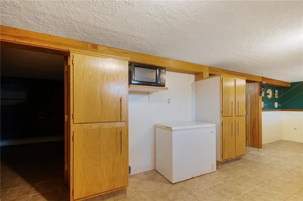 416 Budlong Road Cranston RI 02920