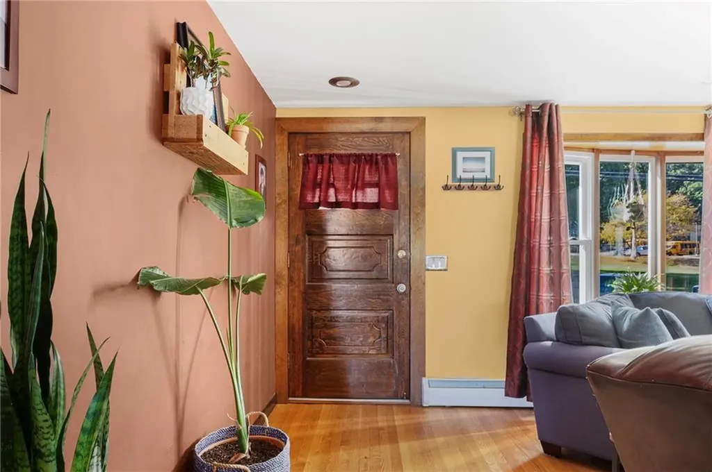 416 Budlong Road Cranston RI 02920