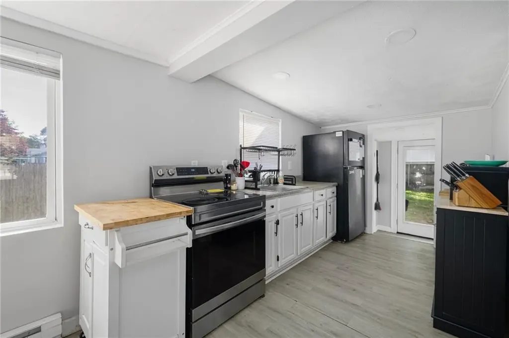54 Pinehurst Avenue Warwick RI 02889