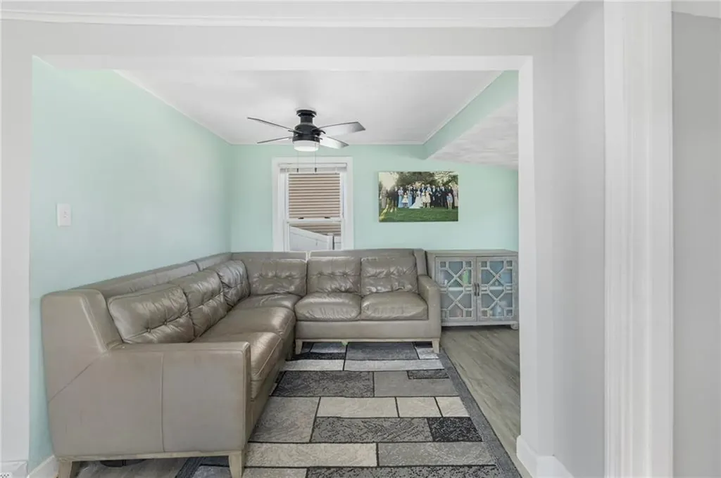54 Pinehurst Avenue Warwick RI 02889