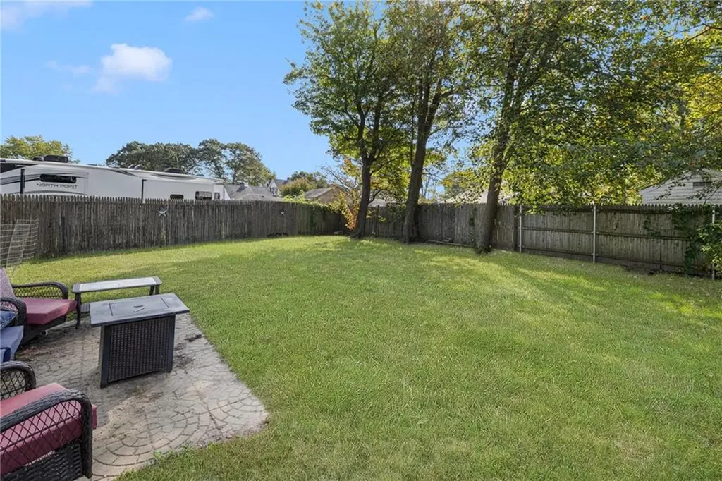 54 Pinehurst Avenue Warwick RI 02889