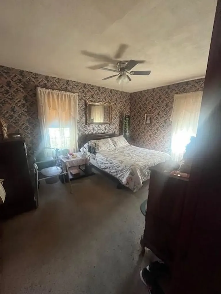 75 Winthrop Street Woonsocket RI 02895