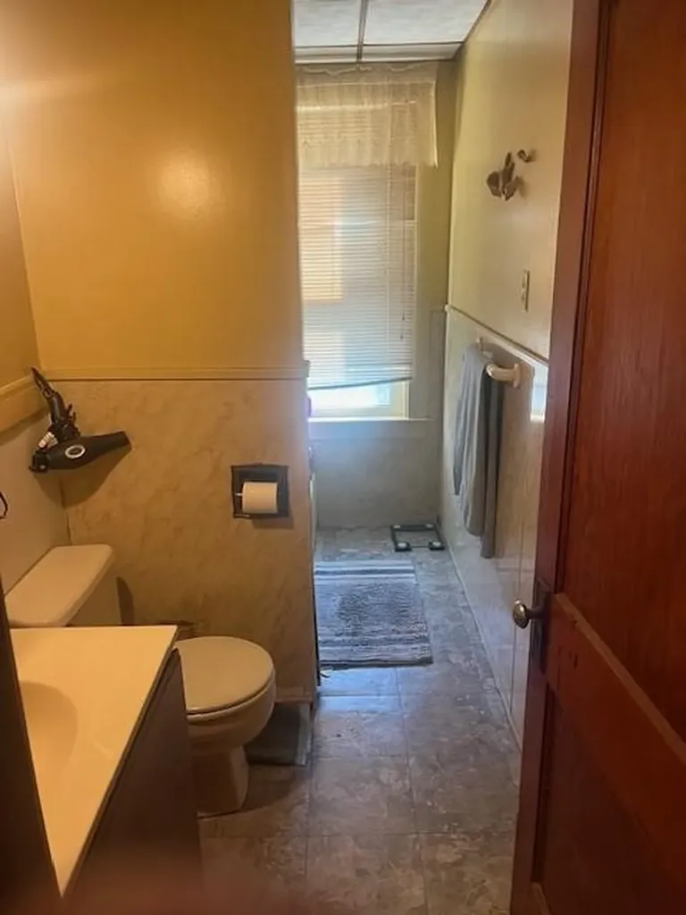 75 Winthrop Street Woonsocket RI 02895