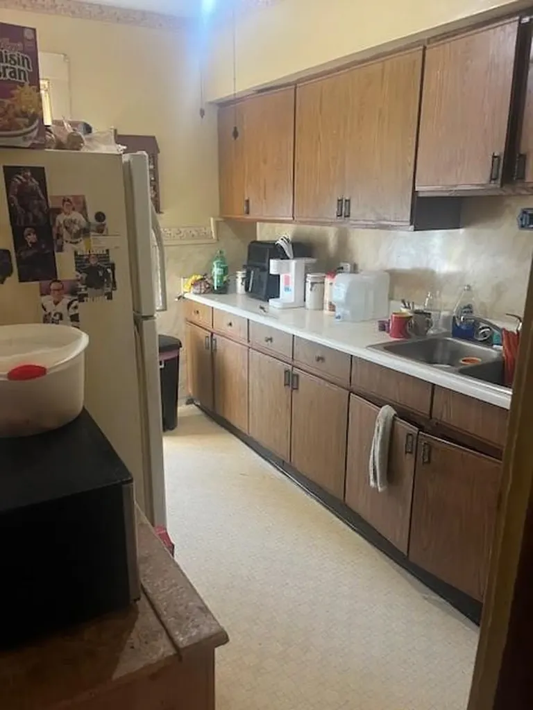 75 Winthrop Street Woonsocket RI 02895