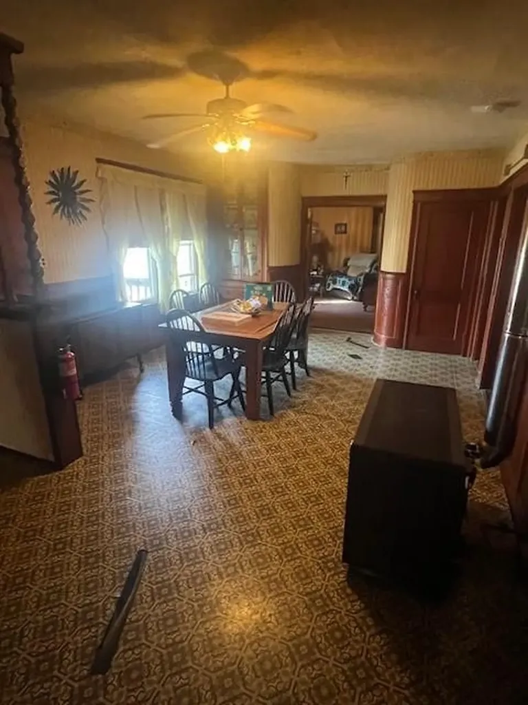 75 Winthrop Street Woonsocket RI 02895
