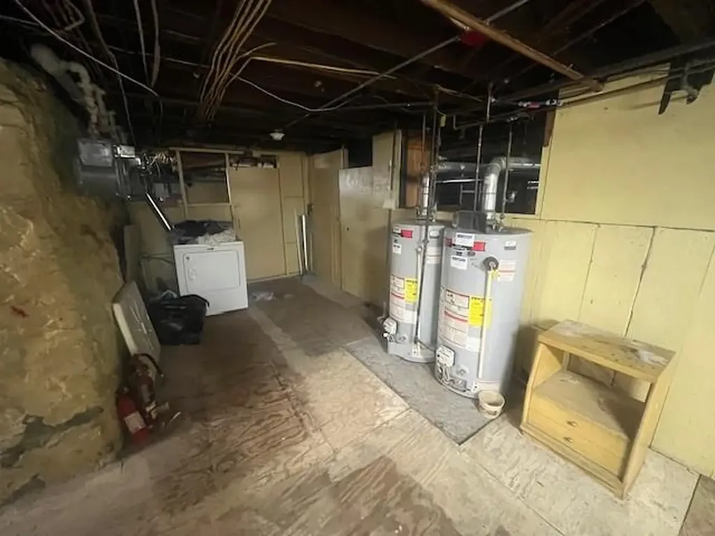 75 Winthrop Street Woonsocket RI 02895